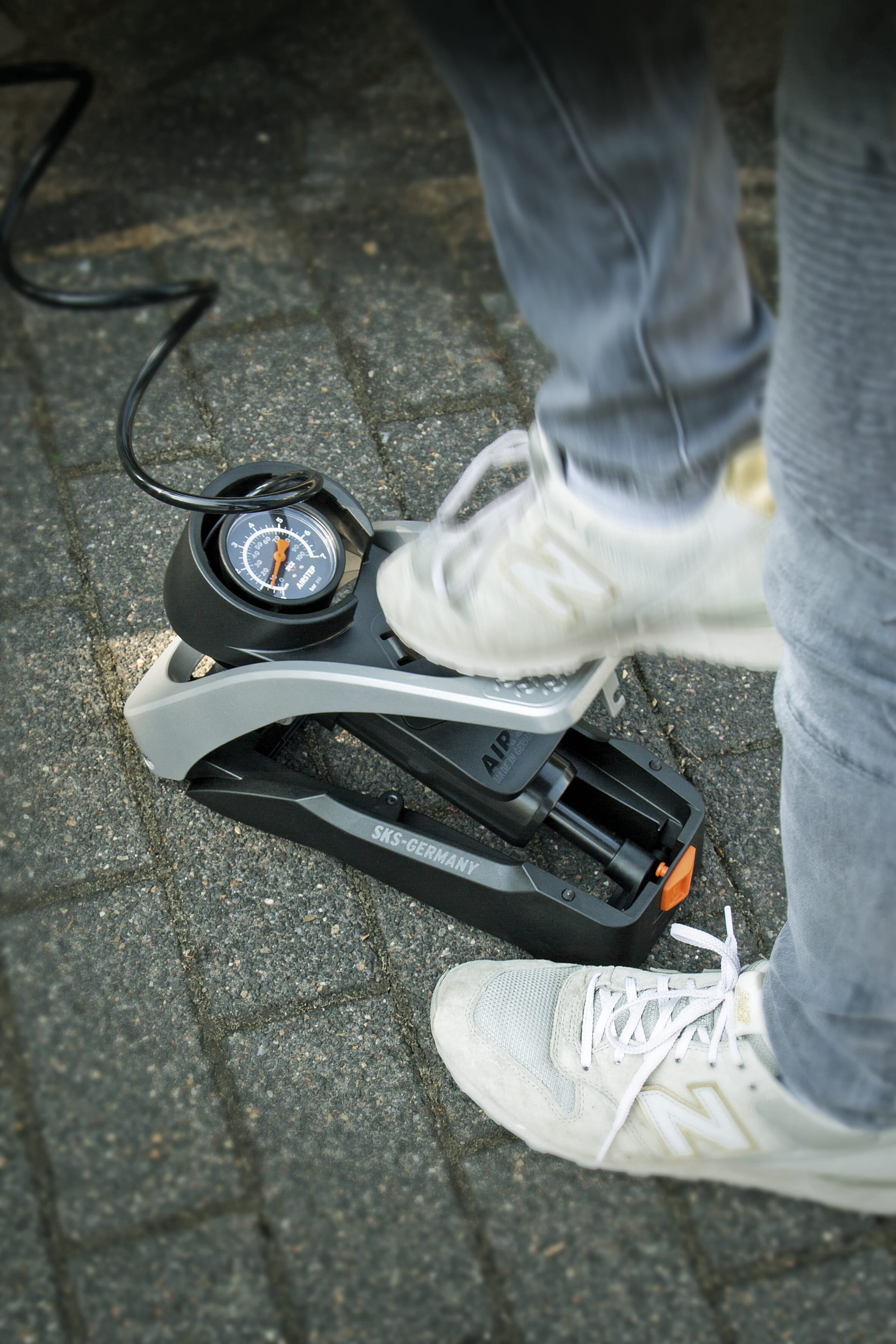 SKS Airstep foot pump - in situation 2