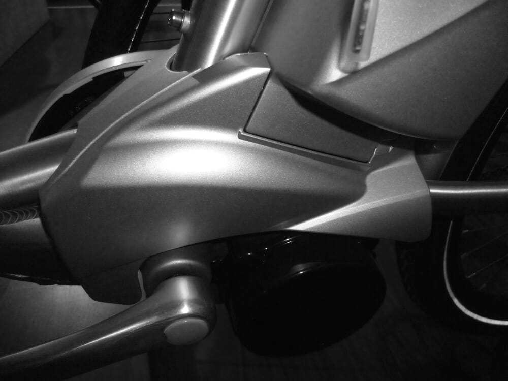 Flyer drive cover left at the example of Flyer C-Series Deluxe