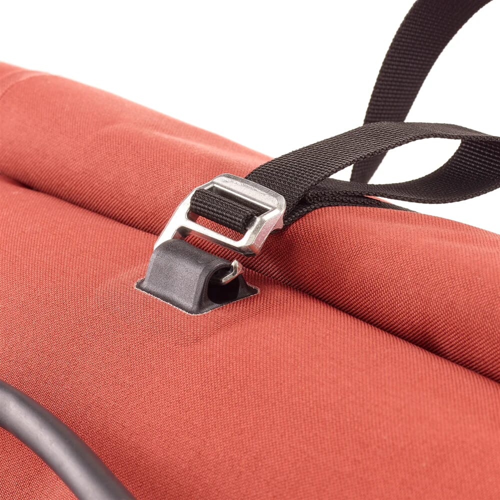 Ortlieb Vario Plus 26 litres - Dark Chili Locking hook