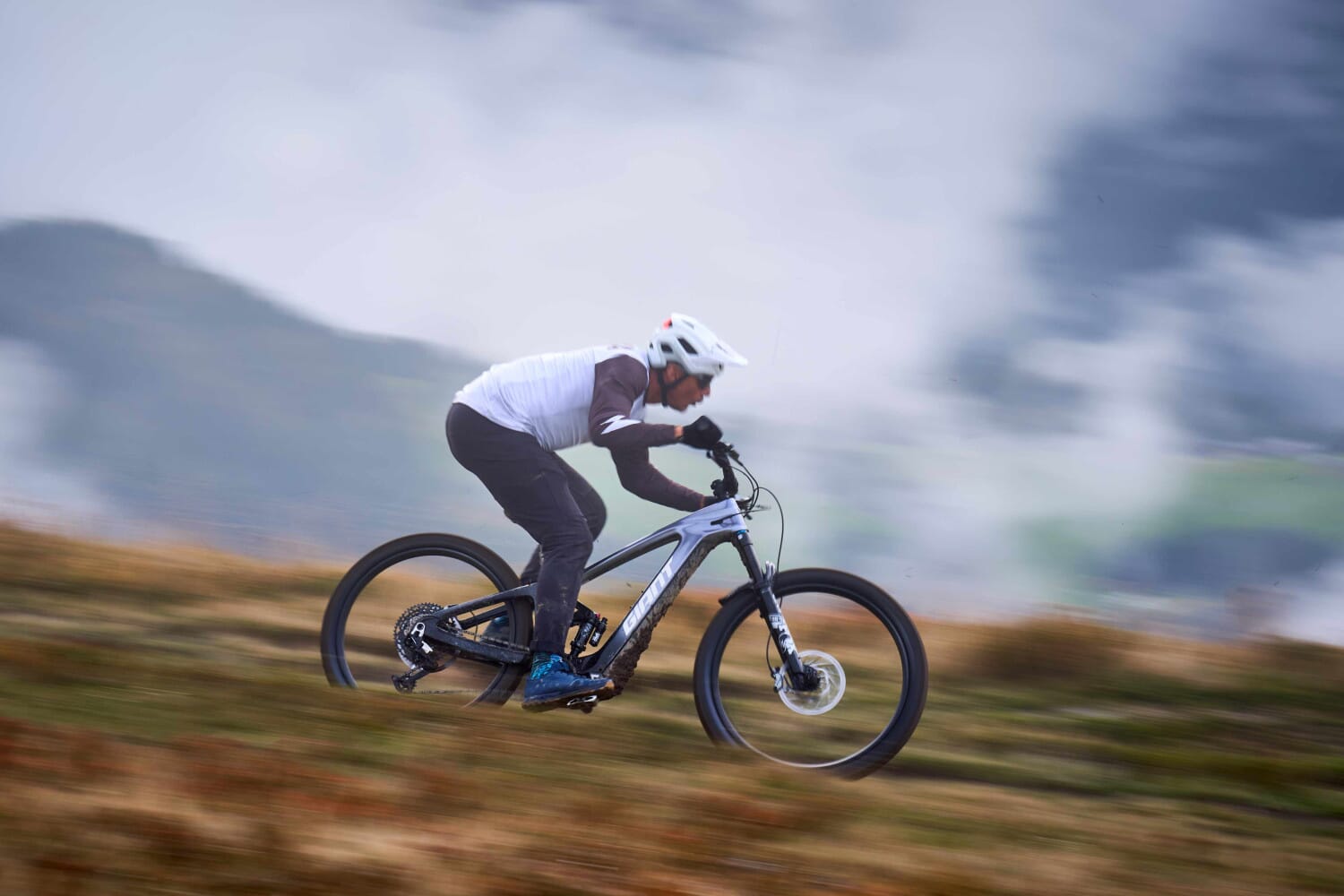 Giant Reign Advanced E+ 0 2026 - Action picture