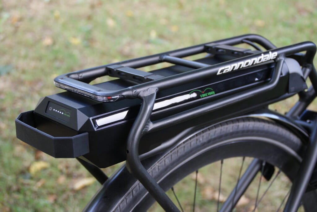EBV PowerPack rack battery for Bosch Active and Performance Line lifestyle 3