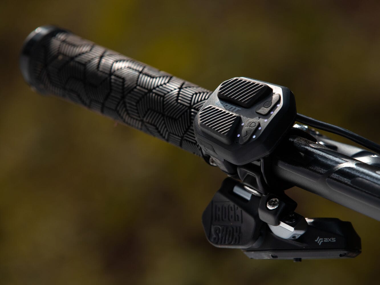 Giant RideControl Ergo Control Unit - SG - in use