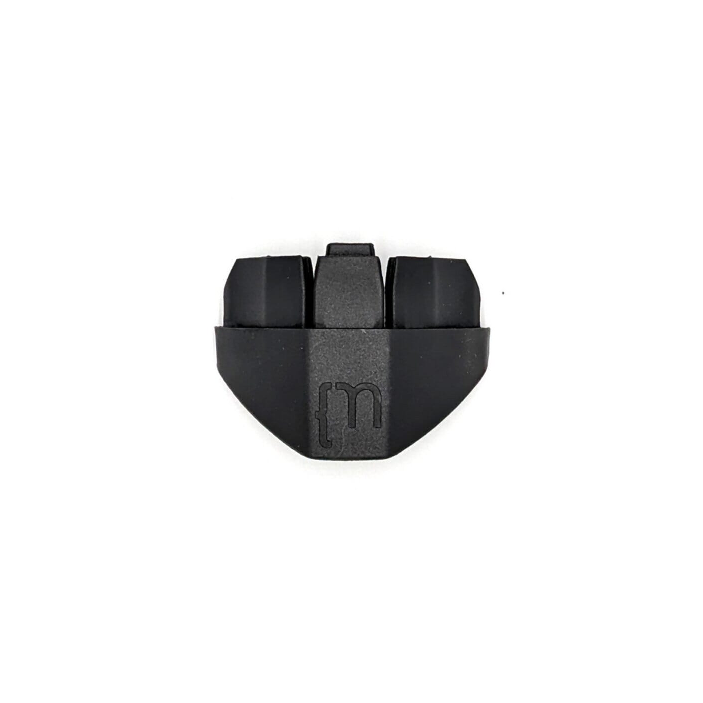 Moustache end cap for mudguard