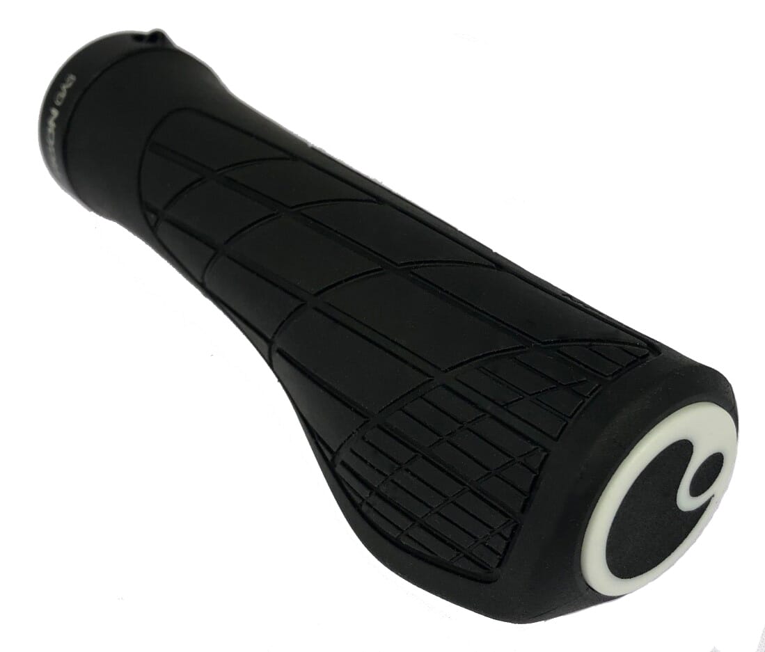 Ergon GA3 MTB handlebar grip detail