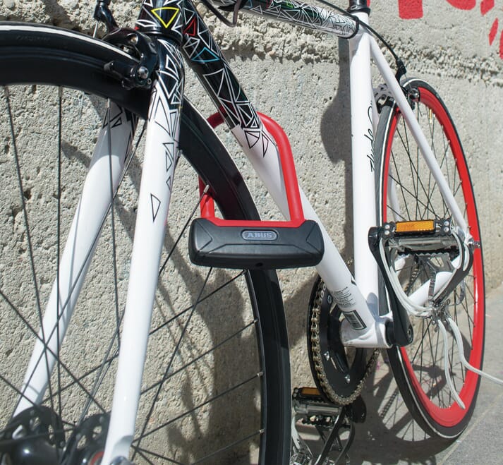 ABUS U-lock Granit Plus 640 - 15cm on the bike