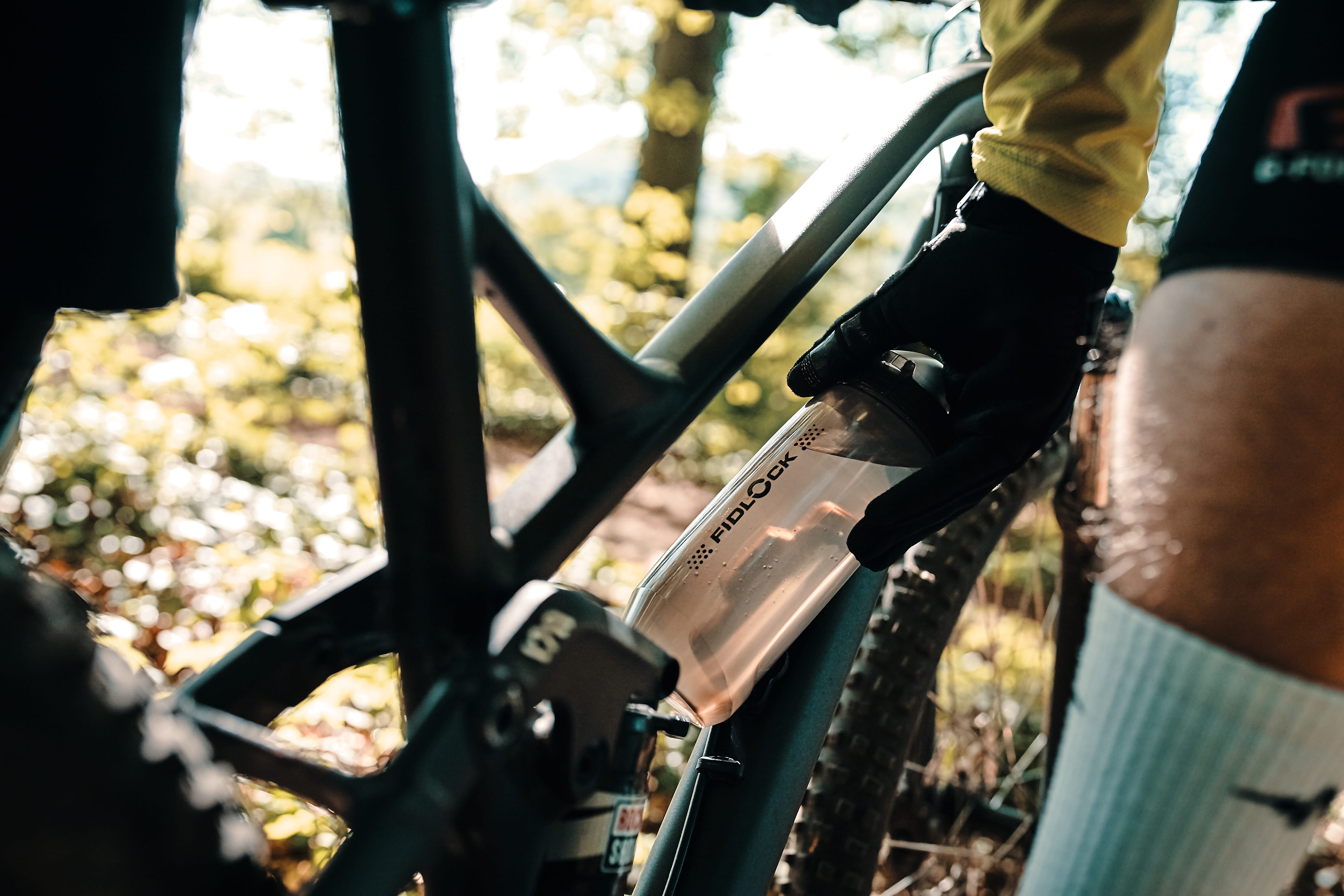 Fidlock Twist Lifestyle 1