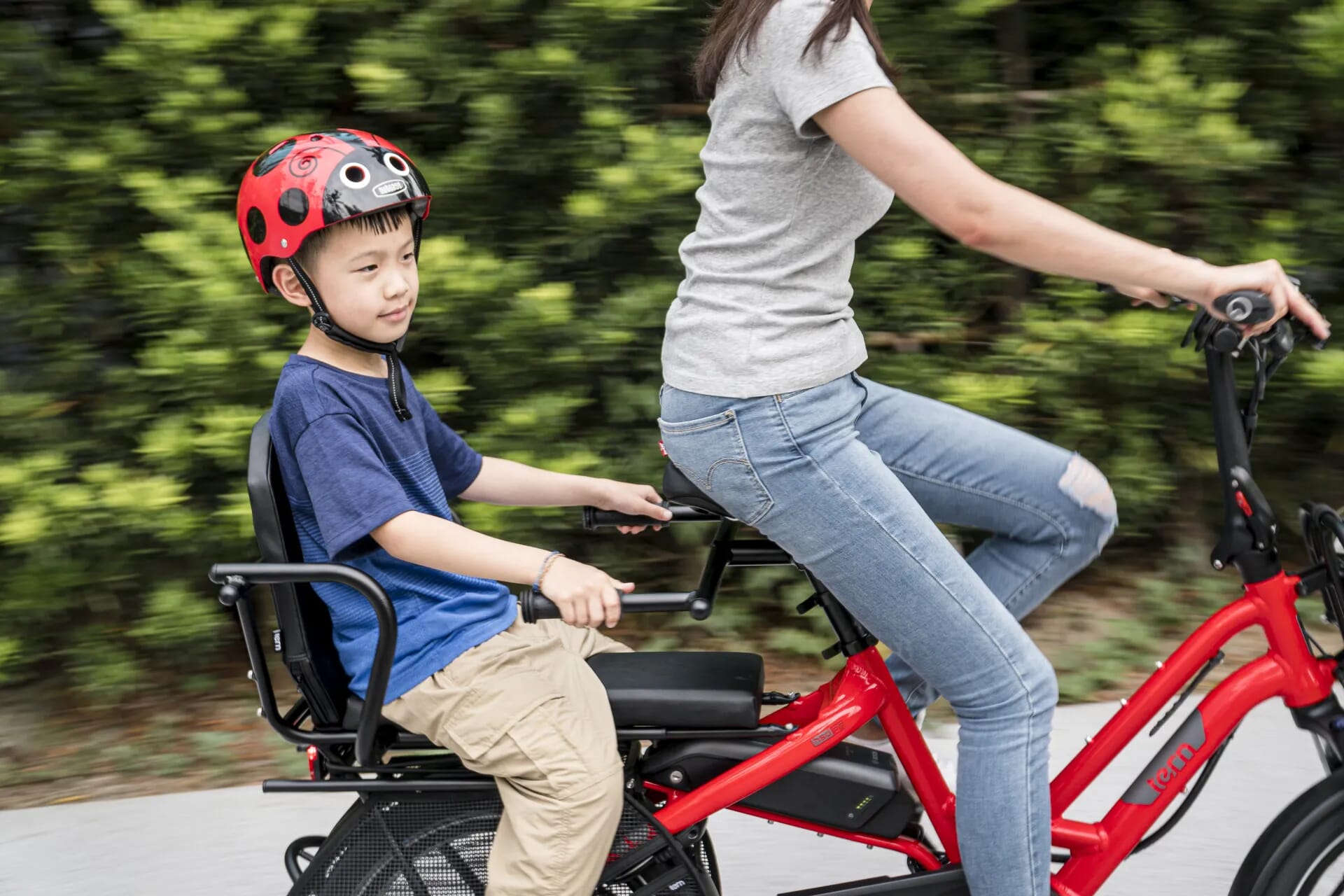 TERN Sidekick Joyride Bars Gen 3 – Passenger handlebars – Action shot