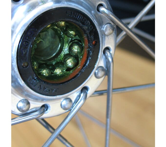 VAR Lithium bearing grease detail 3